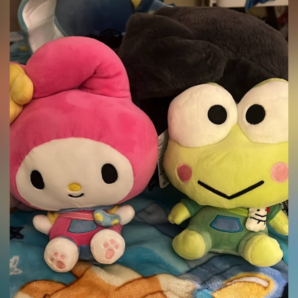 Hello Kitty- My Melody & Keroppi Set of 2